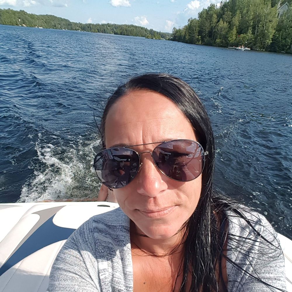 Meet your Posher, Angie